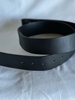 Express Classic Black Leather Men’s Belt